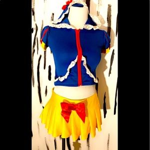 Snow White Halloween costume